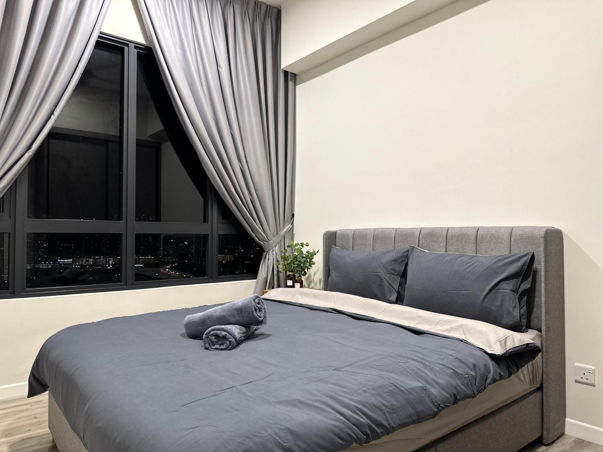 Millerz Square Mid Valley, Old Klang Road By Rverse Kuala Lumpur